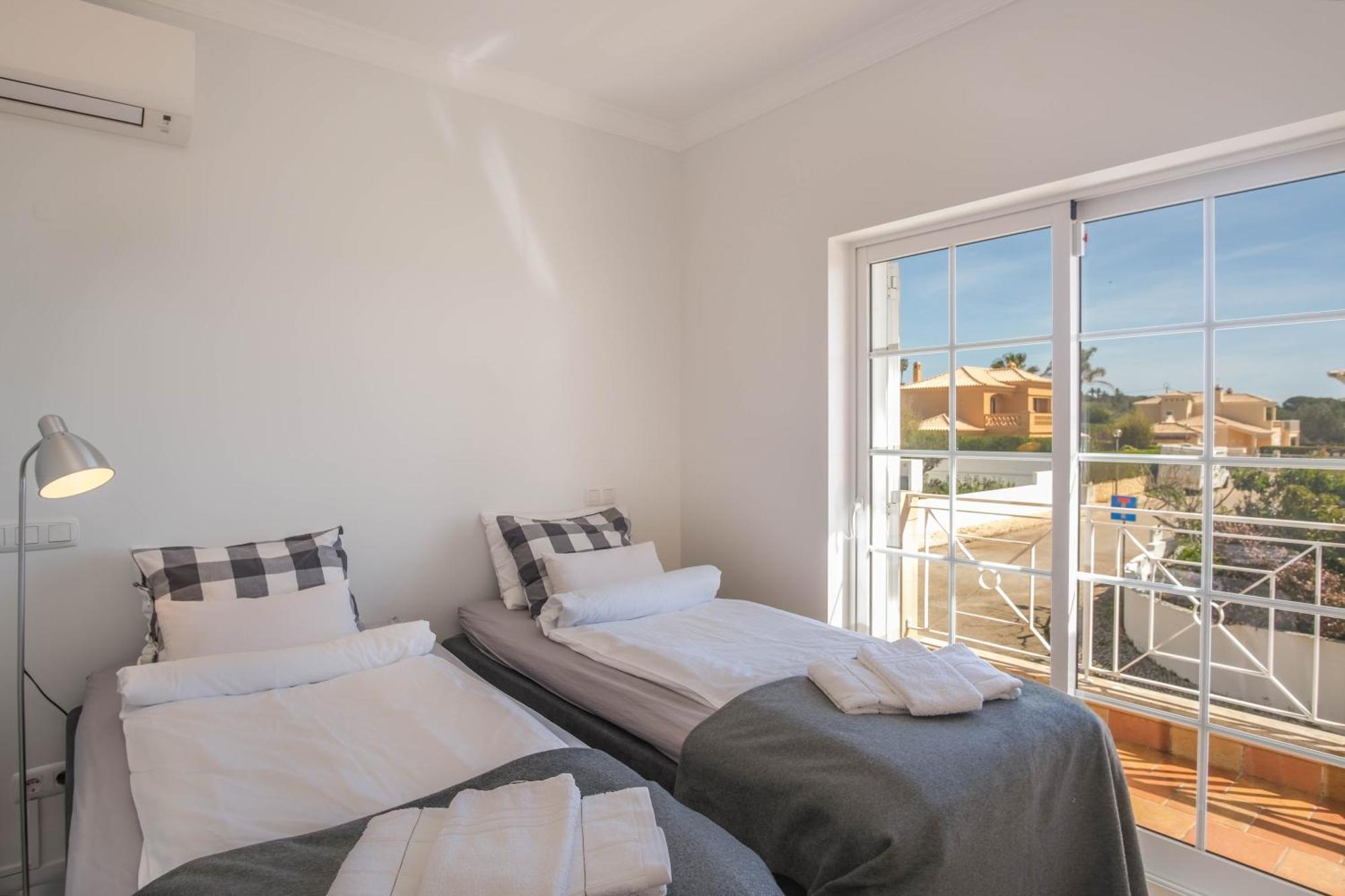 Canto Do Sol # 4 Bedroom Villa Lagos Buitenkant foto